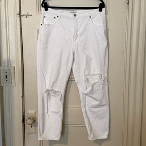 Abercrombie & Fitch High Rise Mom Jeans
